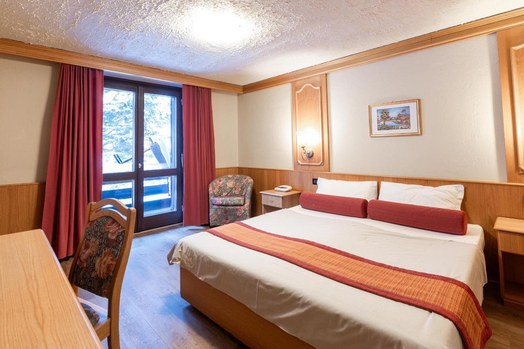 Hotel Intermonti Livigno Habitación foto