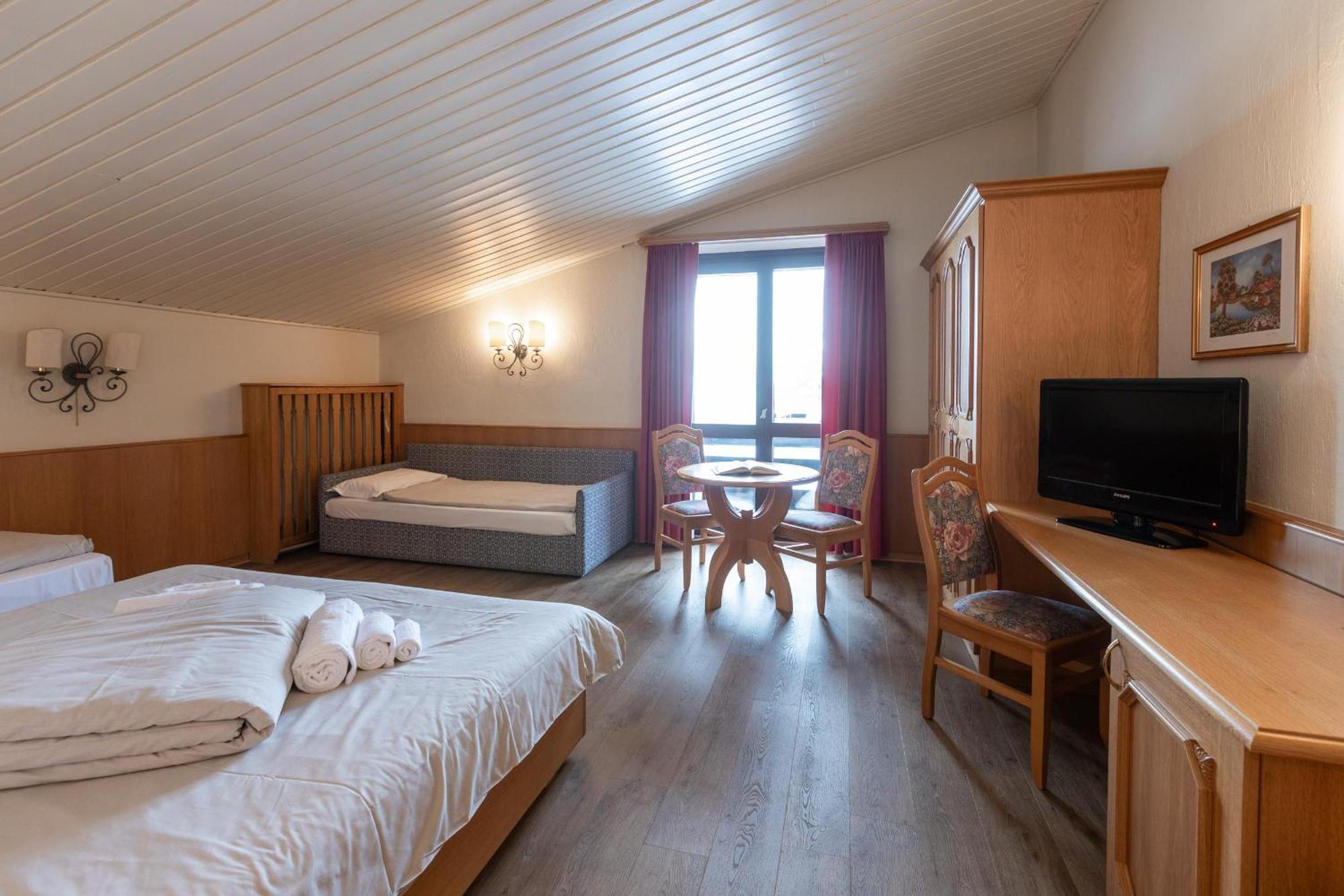 Hotel Intermonti Livigno Habitación foto