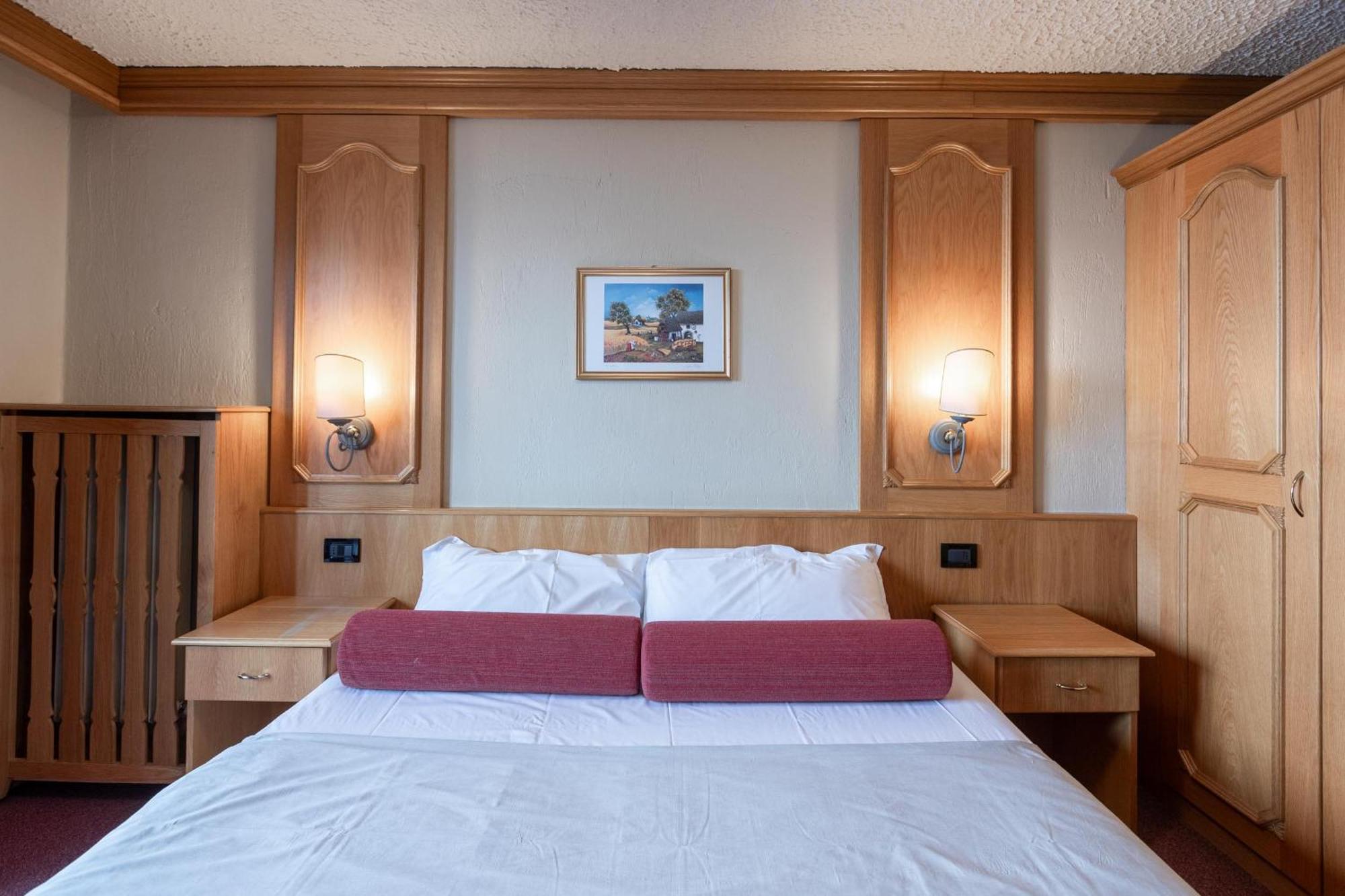 Hotel Intermonti Livigno Habitación foto