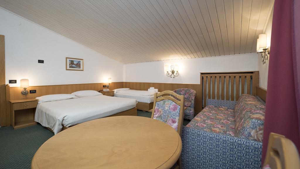 Hotel Intermonti Livigno Exterior foto